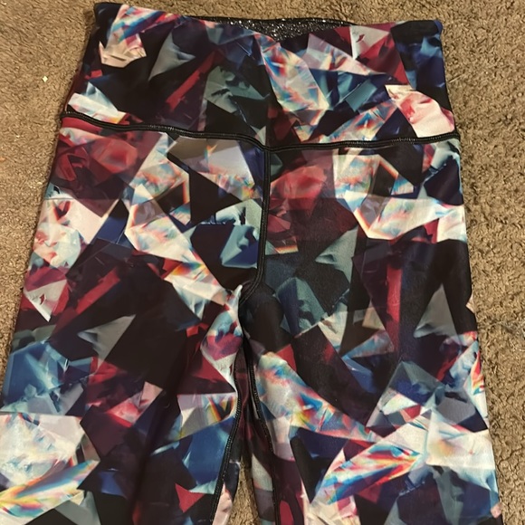 Peloton Movement Reversible Workout Leggings - Picture 3 of 8